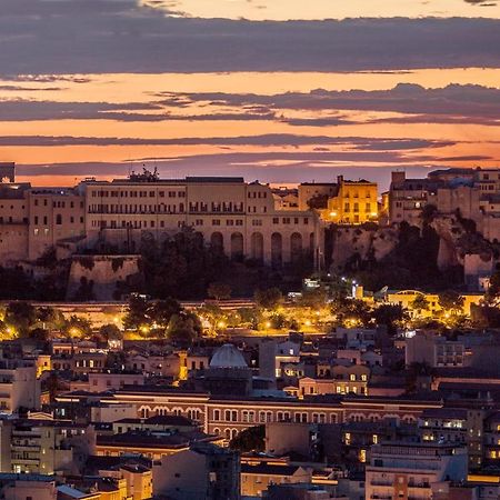 Rossini Penthouse Διαμέρισμα Κάλιαρι Εξωτερικό φωτογραφία