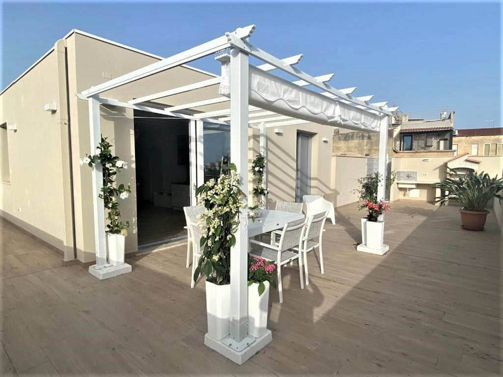 Rossini Penthouse Διαμέρισμα Κάλιαρι Εξωτερικό φωτογραφία