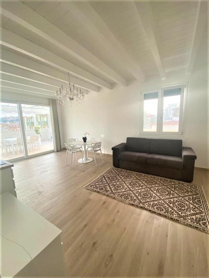 Rossini Penthouse Διαμέρισμα Κάλιαρι Εξωτερικό φωτογραφία